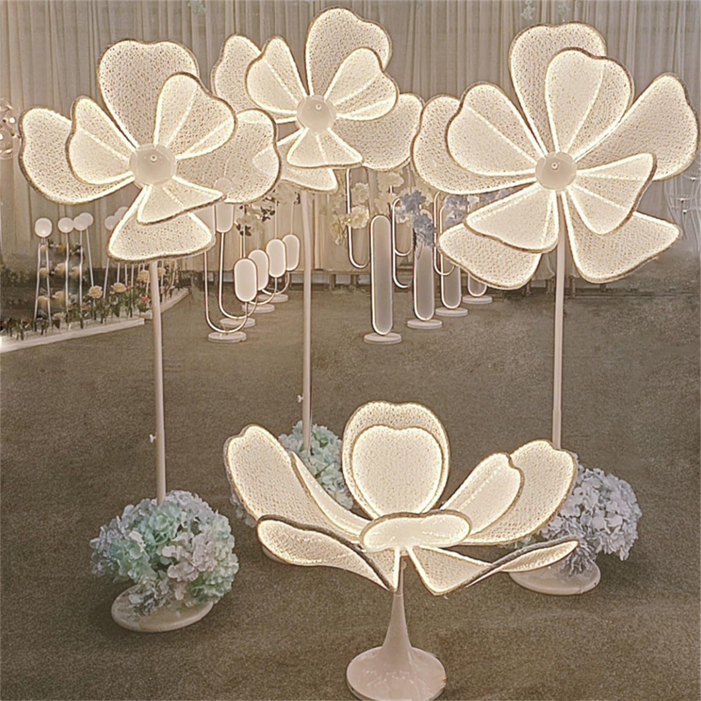 4PCS Glow Peony Flower LED Light Floor Lamp Wedding Decoration Props Guide Wrought Iron Petal Background Screen Welcome Area Guide Road Leading for Wedding Party Decor Rent Event
